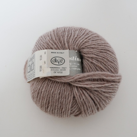 New Crisline blend yarn made in Italy - light brown color #1826 - Picture 2 of 2